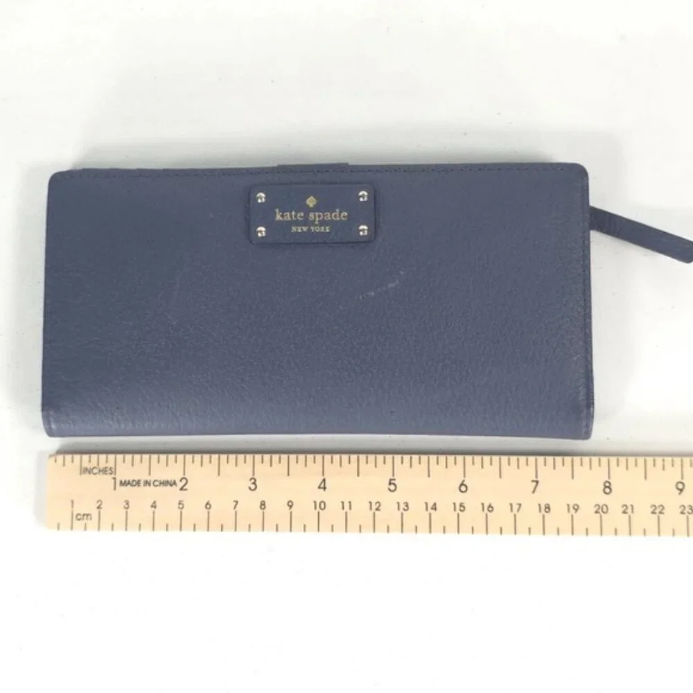 Kate Spade New York Folder Wallet Snap Closure Back Travel Wellesley Emperor 8x4